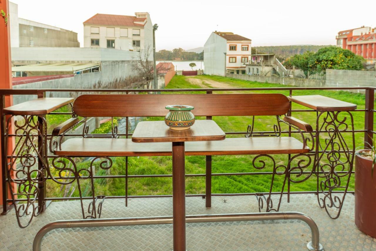 A Escalinata Apartamento-Loft O Grove Exterior foto